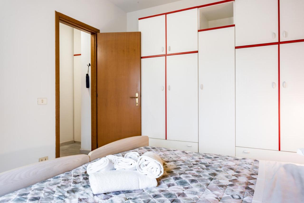 Apartamento Luni Mare Modern Balcony Flat Marinella di Sarzana Exterior foto