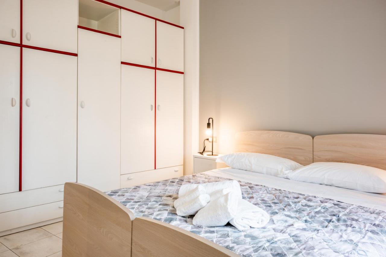 Apartamento Luni Mare Modern Balcony Flat Marinella di Sarzana Exterior foto